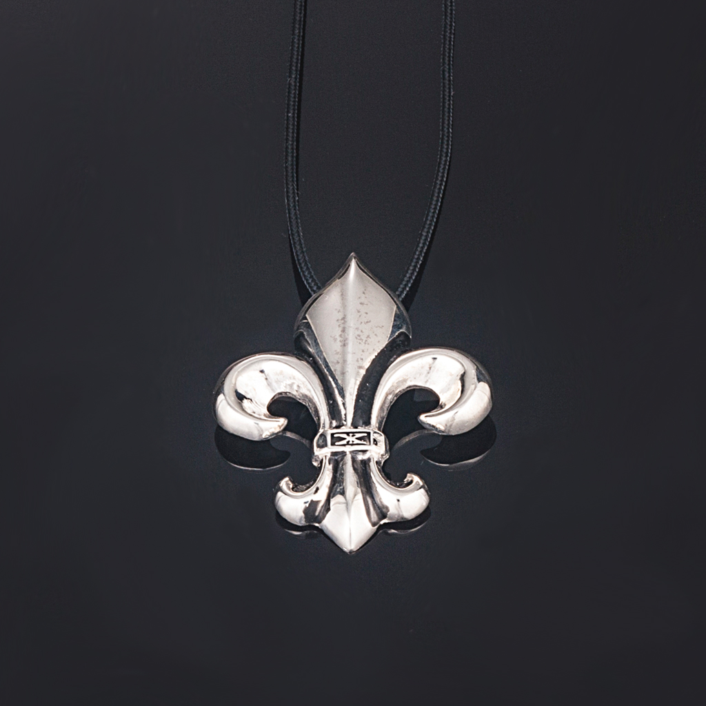 Sterling Silver Fleurdelis on Adjustable Cord Necklace axionjewelry.gr